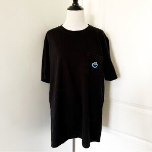 Kaws x Uniqlo Cookie monster embroidered t-shirt - large